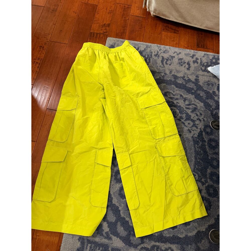 Ankvas Wide-leg Cargo Pants. Vibrant neon green. - Picture 4 of 5